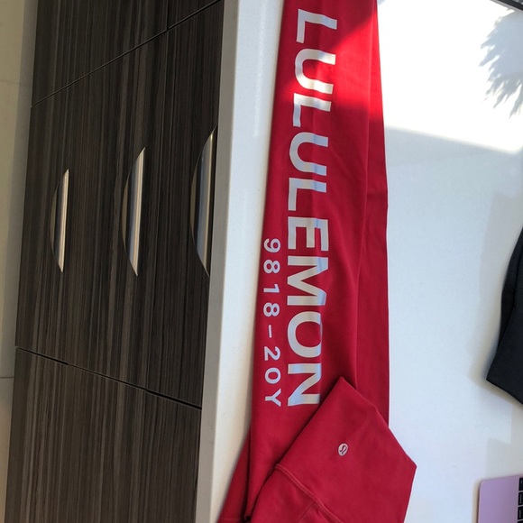 lululemon athletica Pants - Red Lululemon Wunder Under leggings